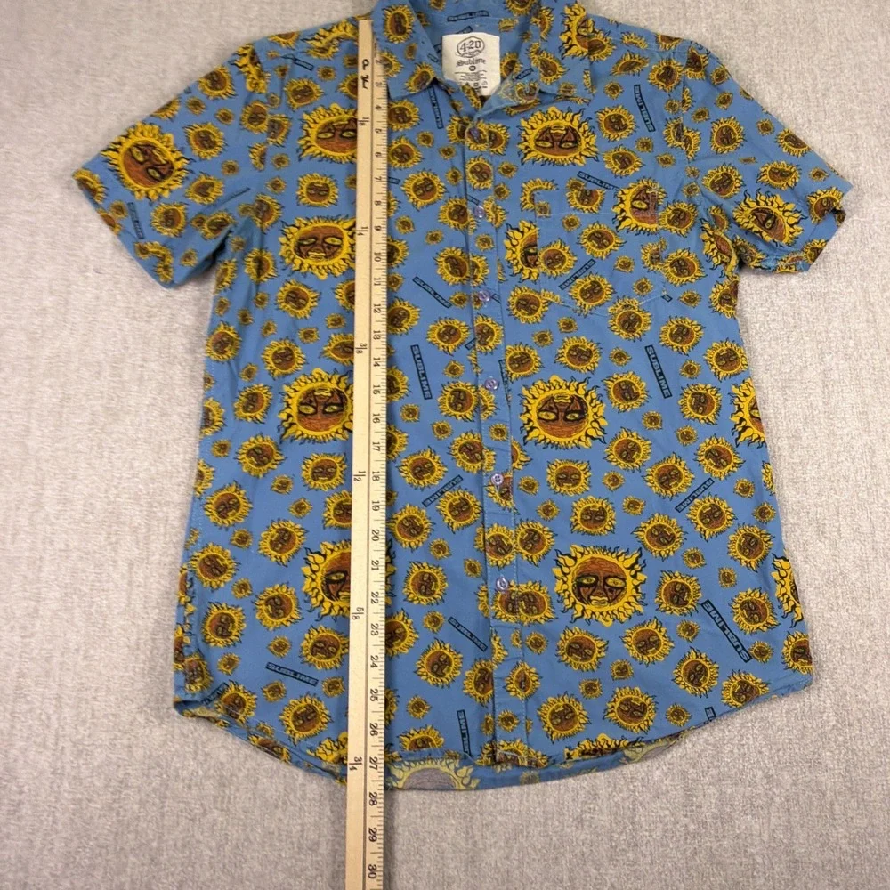 Sublime Shirt Men Sz Medium 4:20 Sun All-Over Print Button Down Short sleeve